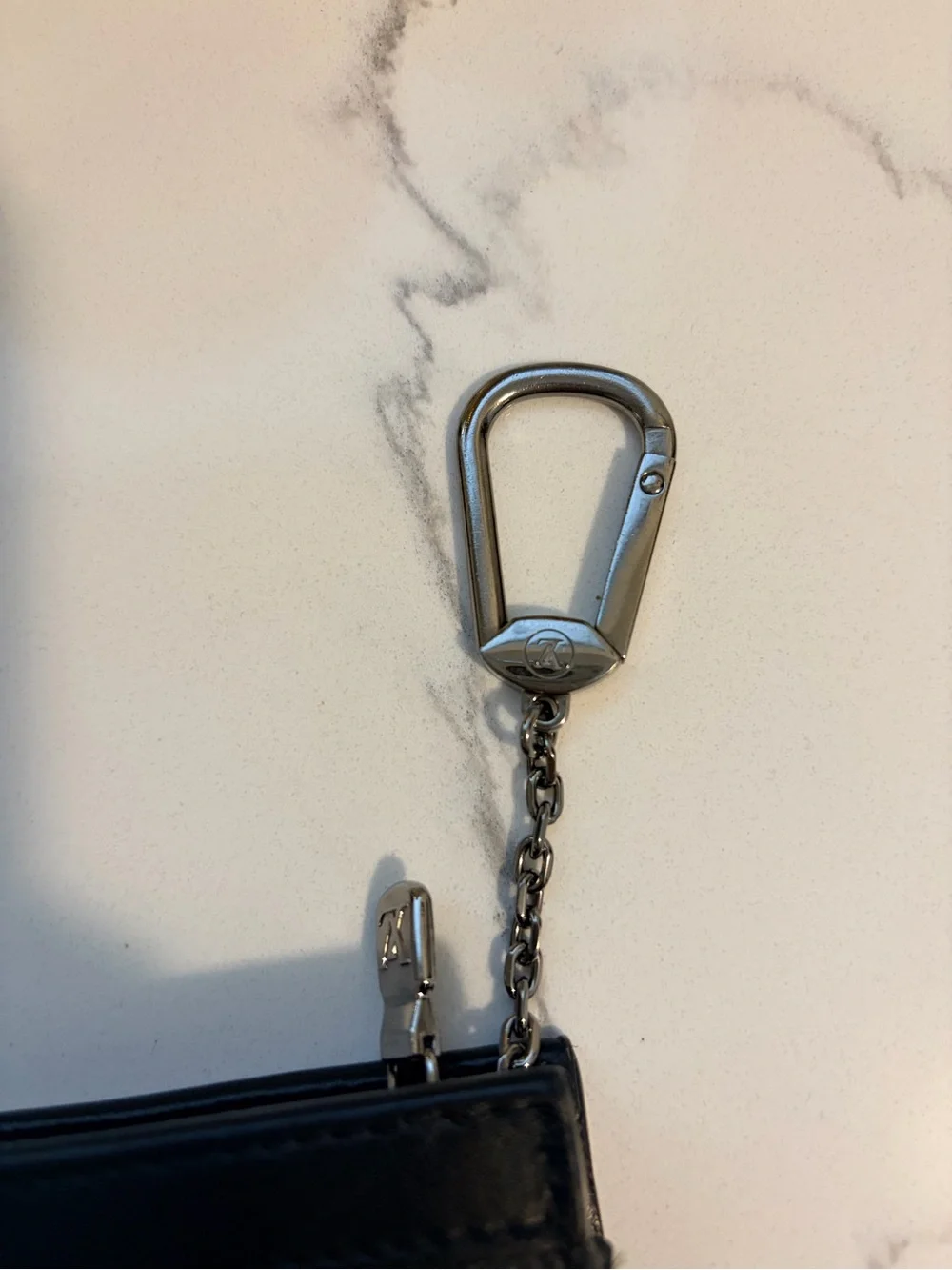 Louis Vuitton Black Monogram Card Case with Metal Clip - Picture 4 of 5